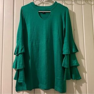 RUNWAY 7 tunic sweater w/belle sleeves-medium NWOT